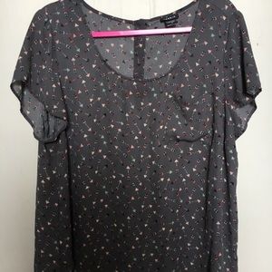 Torrid sz 2 Blouse